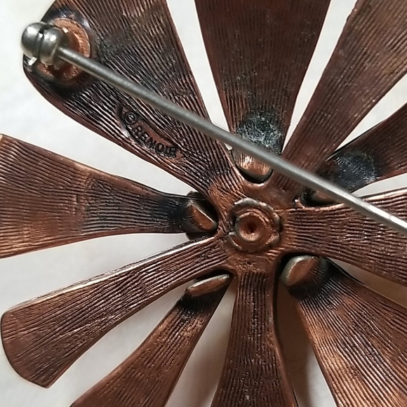 Vintage Matisse RENOIR Copper Flower Brooch - Picture 4 of 9